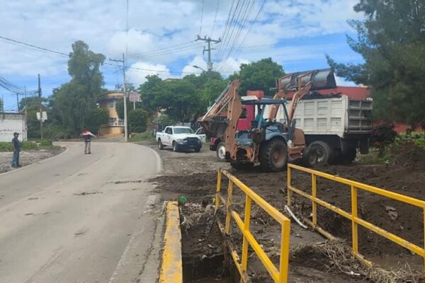 Protección Civil y Bomberos de Atlixco.
