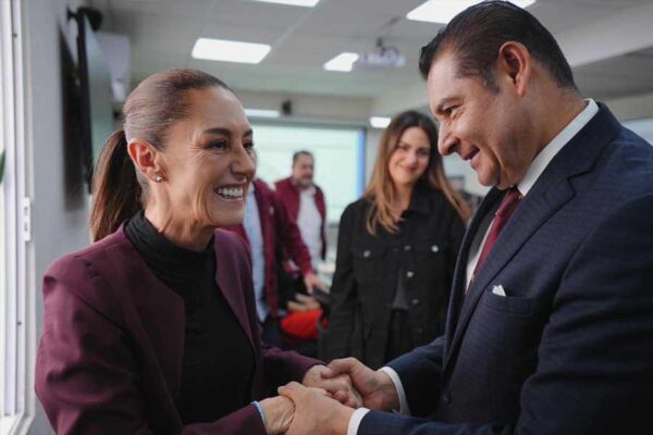 Alejandro Armenta: Promotor de la Cuarta Transformación y defensor de los recursos de México.